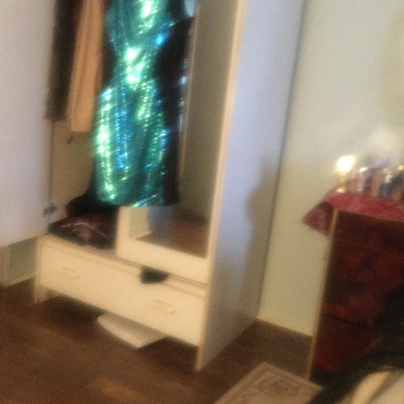 Evening dresses - Picture 1 of 6